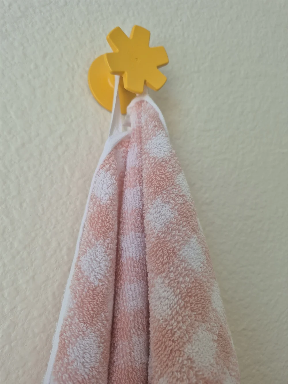 Shabby Chic 100% Cotton Bath Towel set of 2pc pink & white Plaid 30in x 56in